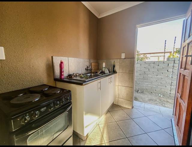 3 BEDROOM HOUSE FOR SALE IN SOUTHERN GATEWAY